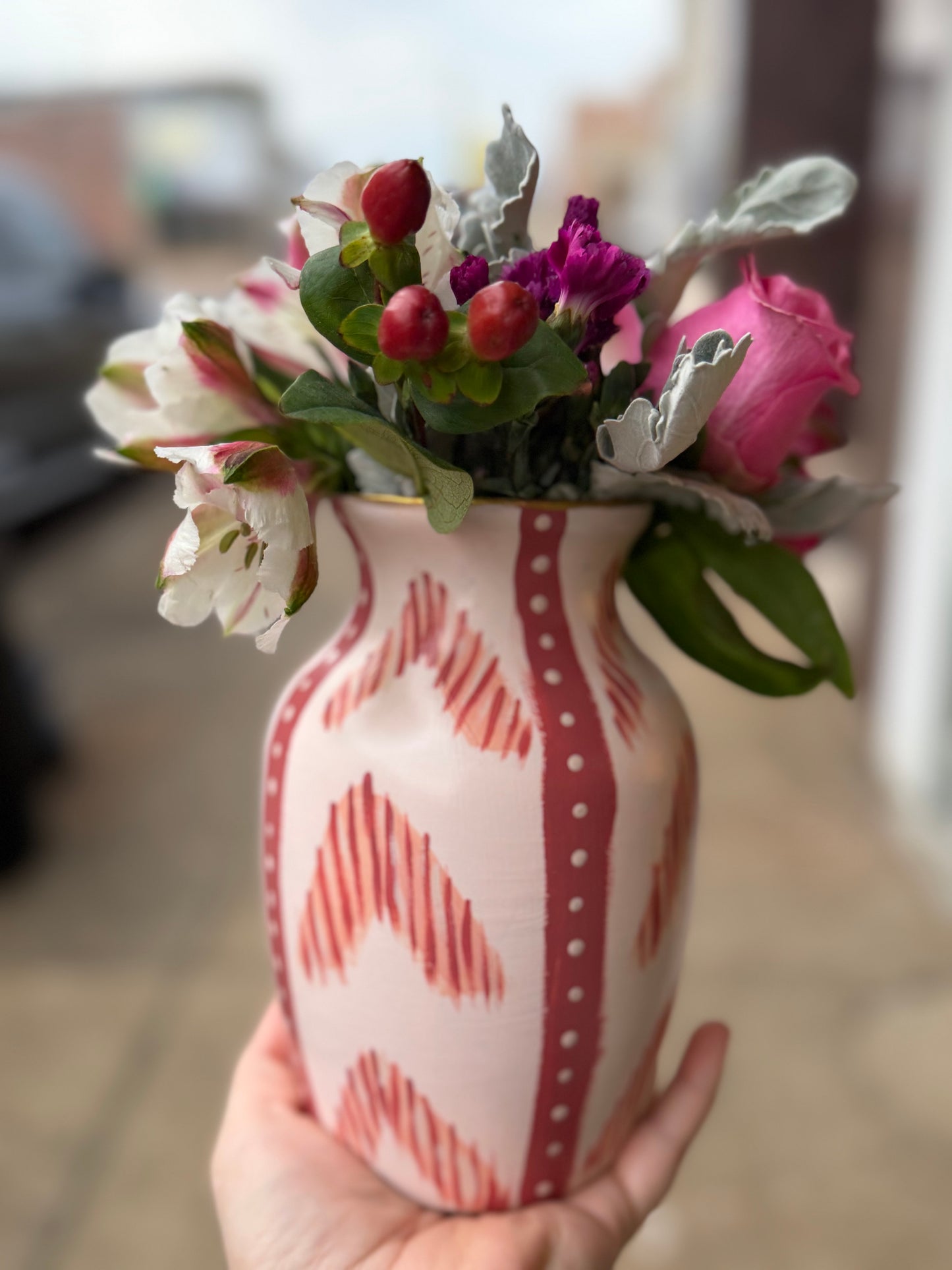 Galentine’s Painted Vase Night